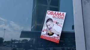 Cartel que llama al boicot a la visita de Obama
